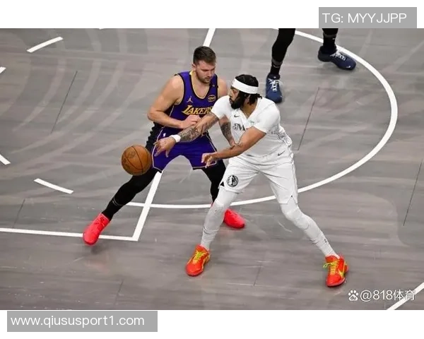 东契奇赛季前两场狂砍92分历史第四高超越乔丹仅次于大帅和浓眉 东契奇赛季前两场狂砍92分历史第四高超越乔丹仅次于大帅和浓眉