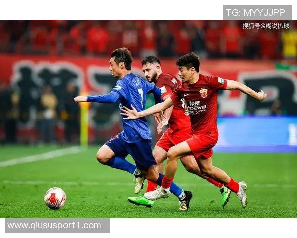 浙江队近三次中超对阵泰山遭遇惨败每场至少失三球的尴尬纪录