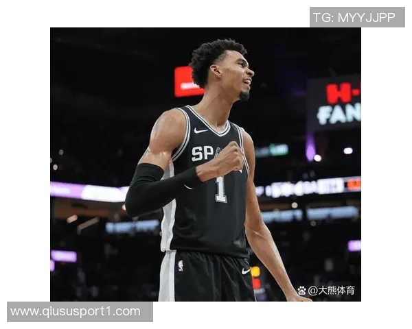 爱德华兹狂砍43分7板4助3断1帽加时赛独得8分却难救球队沦为空砍