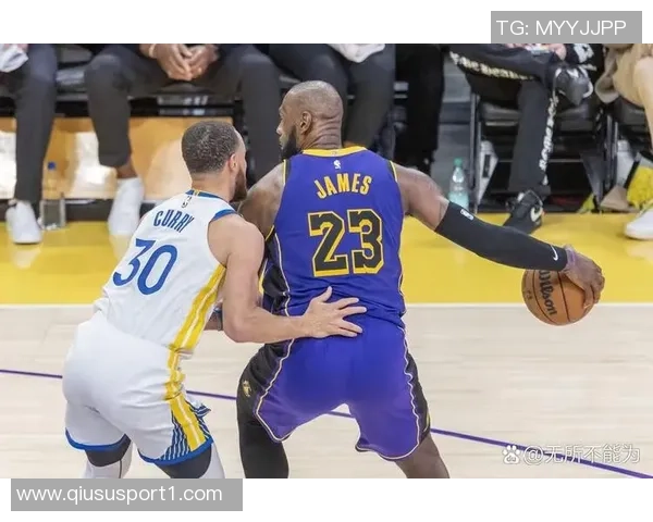 湖人本赛季第四节领先时保持全胜战绩展现强大实力